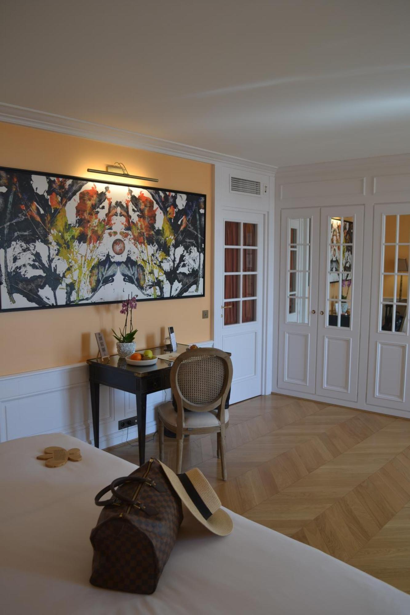 Hotel Le Saint Paul Bagian luar foto